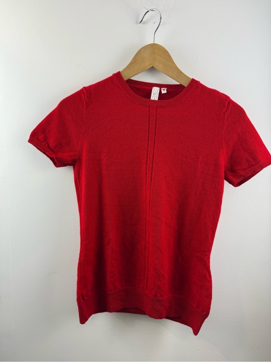 LIONA Tops - LONIA 100% Cashmere Red Short Sleeve Pointelle Center Crewneck Knit Sweater M⁠